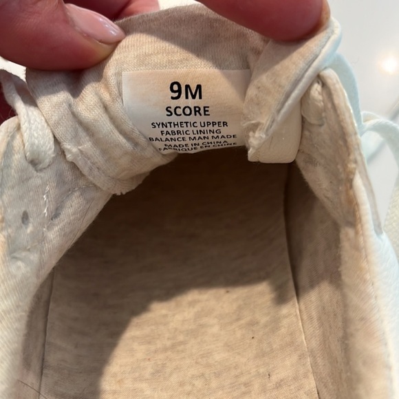 CUSHIONAIRE Women's Score lace up Sneaker +Comfort Foam - Picture 11 of 12